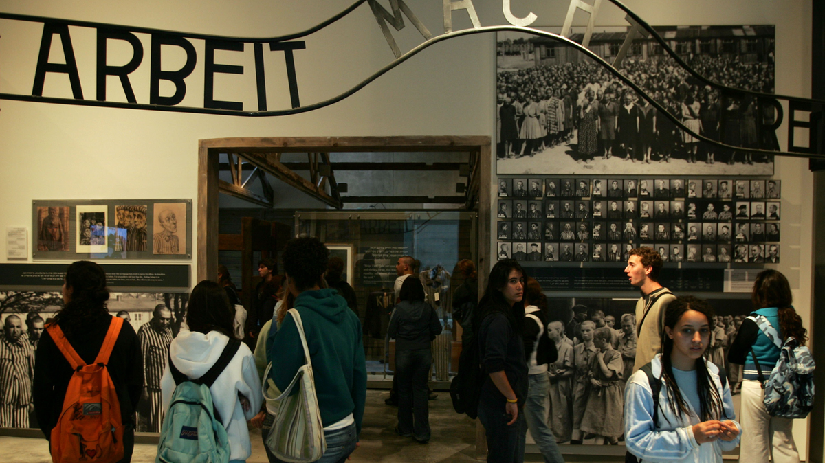 Nearly half of Americans can’t name a single Nazi death camp, new study ...