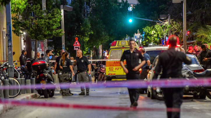 Palestinian terrorist kills Israeli in attack on busy Tel Aviv street ...